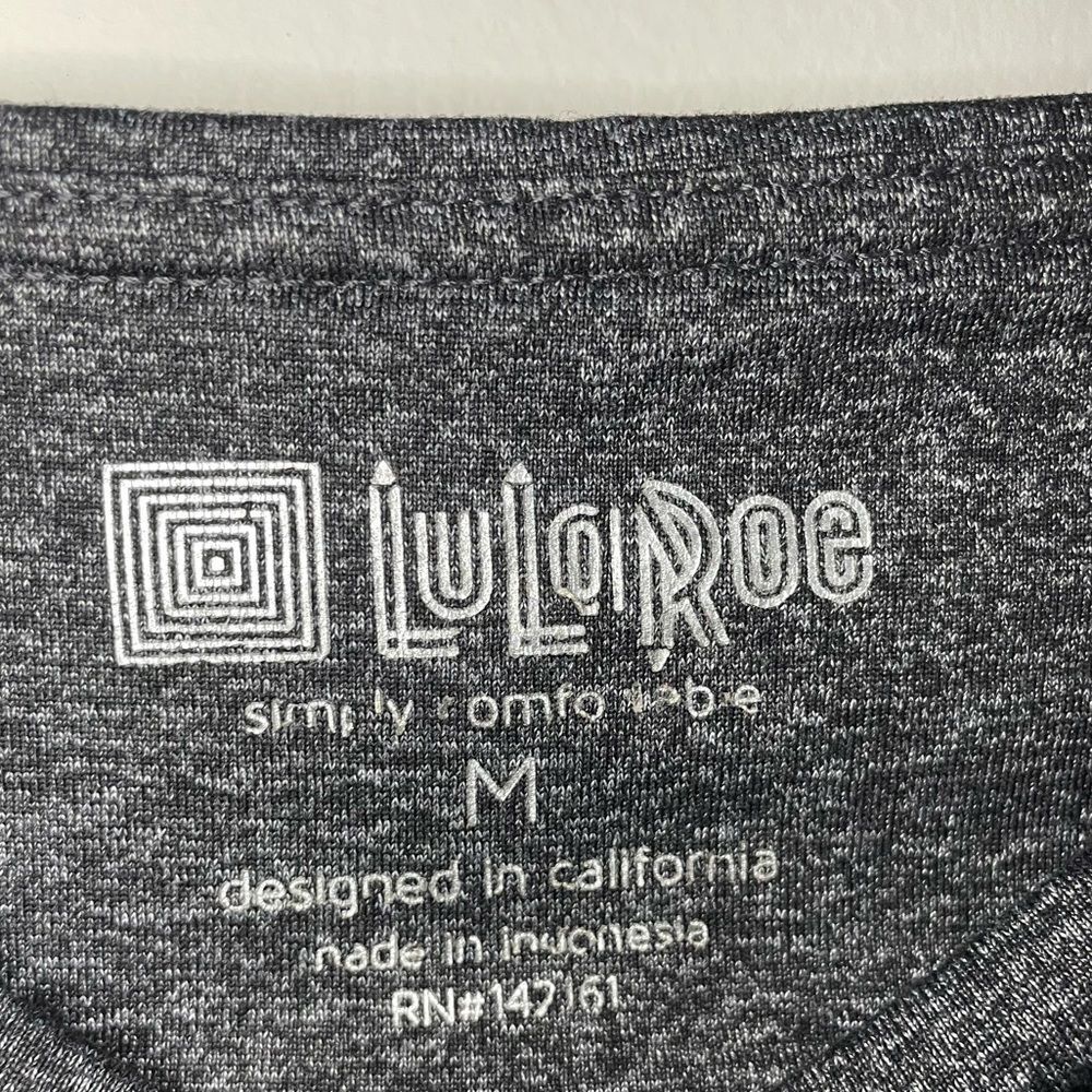 Lularoe Jade Workout Capris Daisy Patterned - Picture 7 of 11